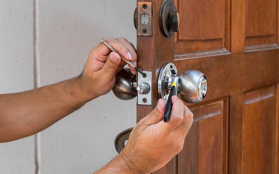 Plan-de-Cuques ouverture de porte coincée Ankers